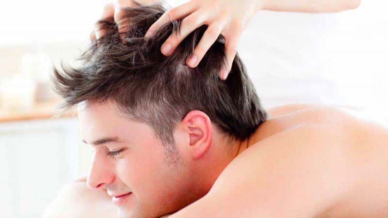 massage da đầu lưu thông máu đẩy nhanh quá trình mọc tóc